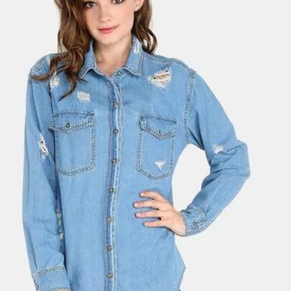 Oversized distressed jean jacket/ denim flannel - Picture 5 of 7